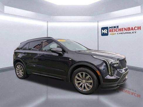Used 2023 Cadillac XT4 Sport FWD image 2