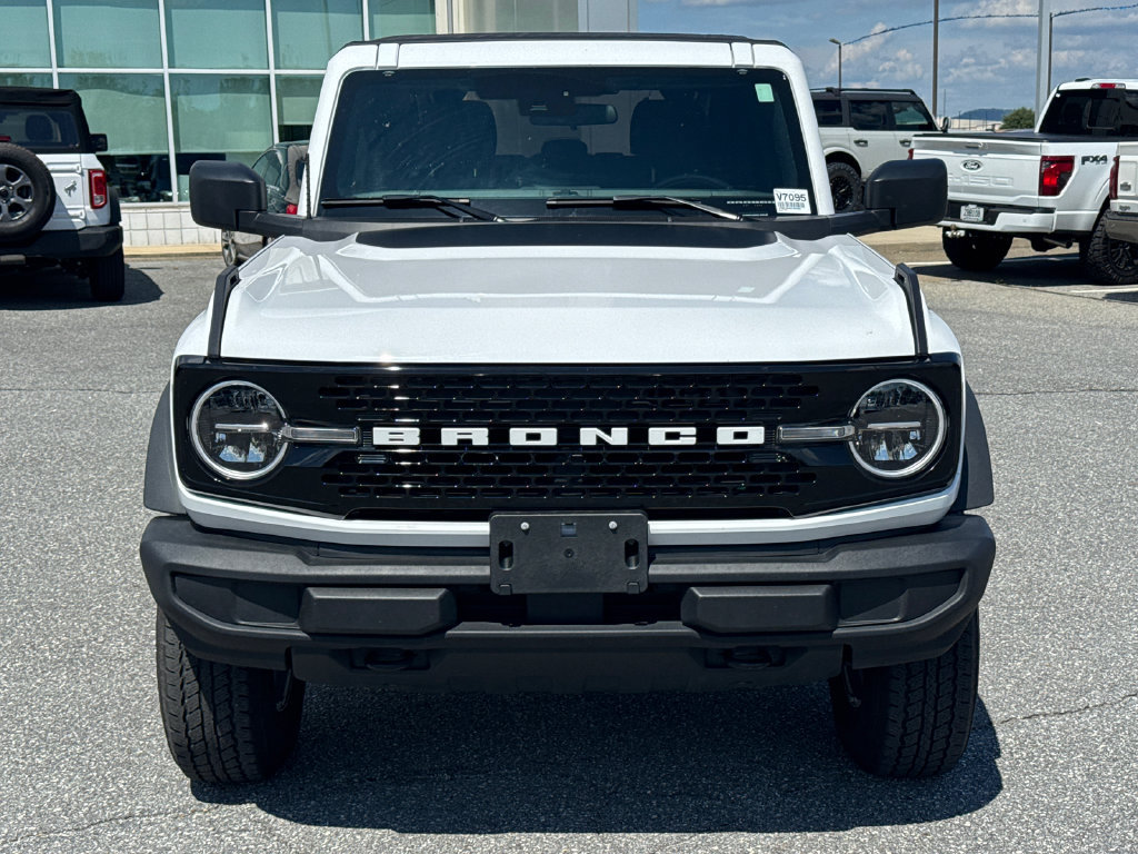 Used 2025 Ford Bronco Big Bend AWD/4WD image 2