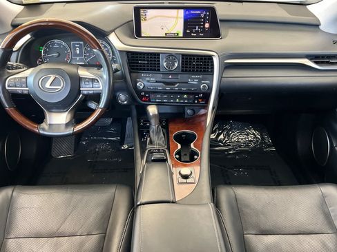 Used 2019 Lexus RX 350L FWD image 3