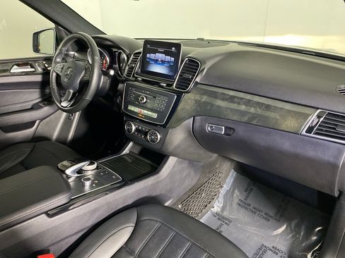 Used 2018 Mercedes-Benz GLE 350 4MATIC image 34