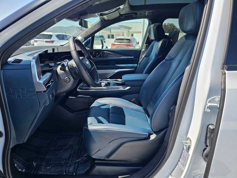 New 2026 Cadillac Escalade IQL Sport 2 AWD/4WD image 25