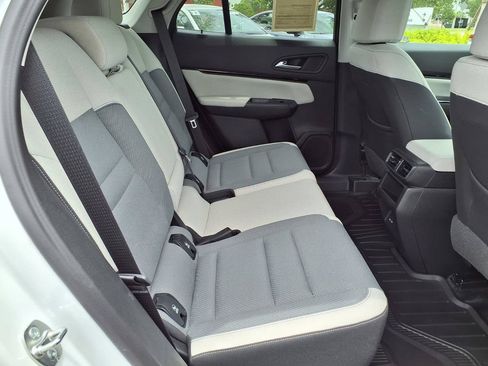 Used 2024 Honda Prologue EX image 14