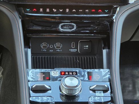 New 2026 Jeep Grand Cherokee L Summit AWD/4WD image 31