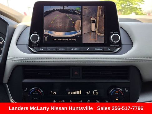 Used 2026 Nissan Rogue SV FWD image 20