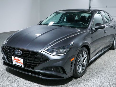 Used 2020 Hyundai Sonata SEL w/ Convenience + Sunroof Package FWD image 30