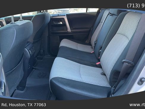 Used 2016 Toyota 4Runner SR5 image 26