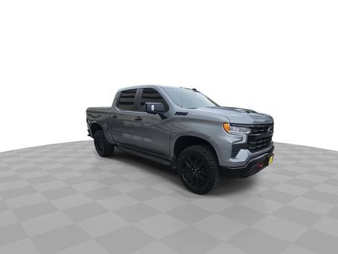 Used 2023 Chevrolet Silverado 1500 LT Trail Boss w/ LT Trail Boss Premium Package image 2
