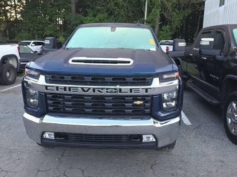 Used 2023 Chevrolet Silverado 3500 LT w/ Convenience Package AWD/4WD image 2