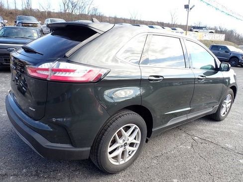 Used 2023 Ford Edge SEL w/ Convenience Package image 5