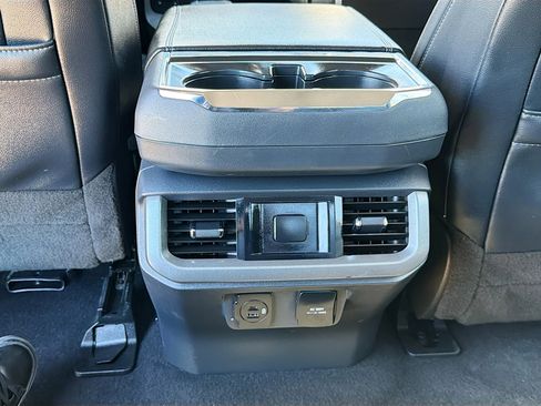Used 2023 Ford F150 Lariat image 19