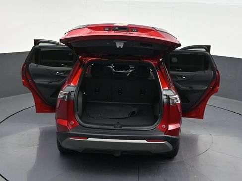 Used 2026 Chevrolet Equinox LT image 38