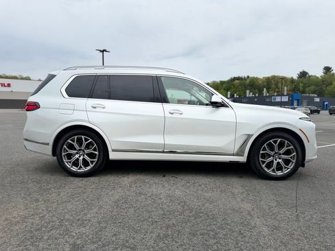 Certified 2024 BMW X7 xDrive40i AWD/4WD image 8
