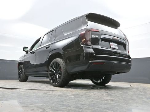 Used 2024 GMC Yukon AT4 w/ Technology Package AWD/4WD image 53
