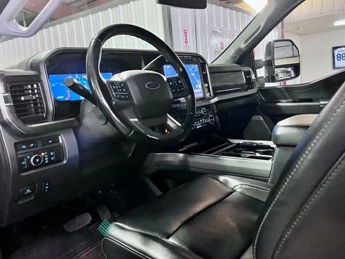 Used 2024 Ford F250 Lariat w/ Lariat Ultimate Package AWD/4WD image 8