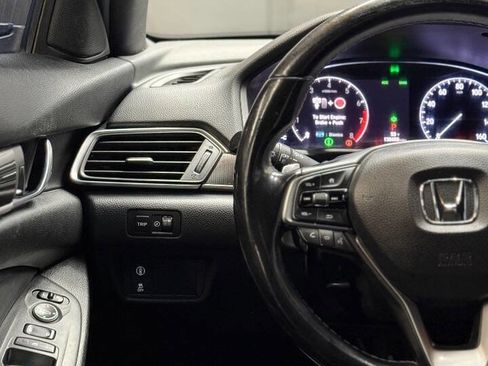 Used 2018 Honda Accord Sport image 14