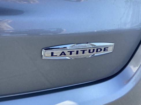 Certified 2022 Jeep Compass Latitude image 6