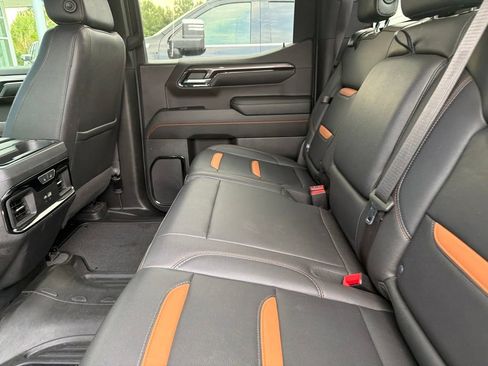Used 2023 GMC Sierra 1500 AT4 AWD/4WD image 6