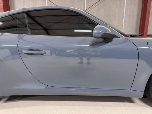 Used 2017 Porsche 911 Carrera RWD image 39