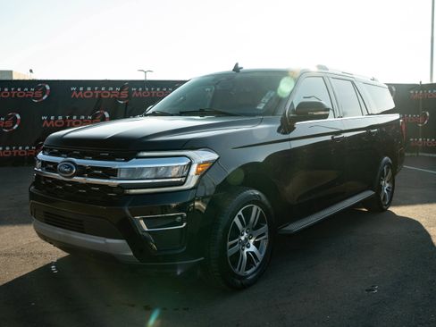 Used 2024 Ford Expedition Max Limited image 3