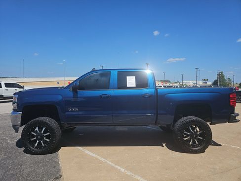 Used 2017 Chevrolet Silverado 1500 LT w/ Texas Edition RWD image 7