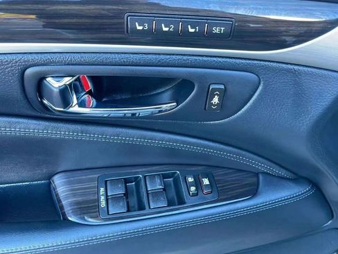Used 2014 Lexus LS 460 AWD image 12