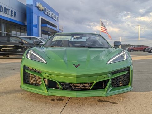 New 2026 Chevrolet Corvette E-Ray image 19