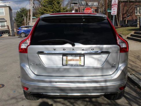 Used 2015 Volvo XC60 T6 image 5