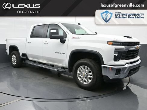 Used 2025 Chevrolet Silverado 2500 LT AWD/4WD image 1