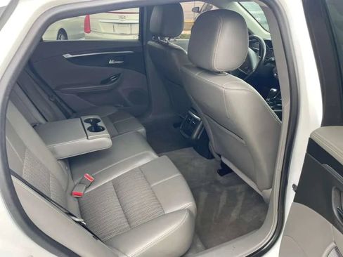 Used 2019 Chevrolet Impala LT image 7