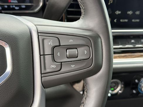 Used 2024 GMC Sierra 1500 SLE RWD image 35