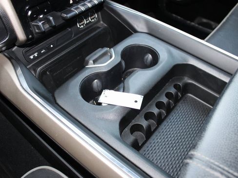 Used 2019 RAM 1500 Laramie image 23