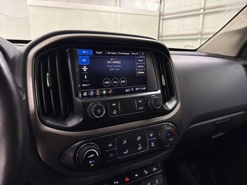 Used 2022 Chevrolet Colorado Z71 w/ Safety Package image 23