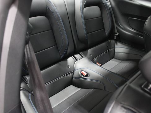 Used 2019 Ford Mustang GT Premium w/ GT Performance Package RWD image 19