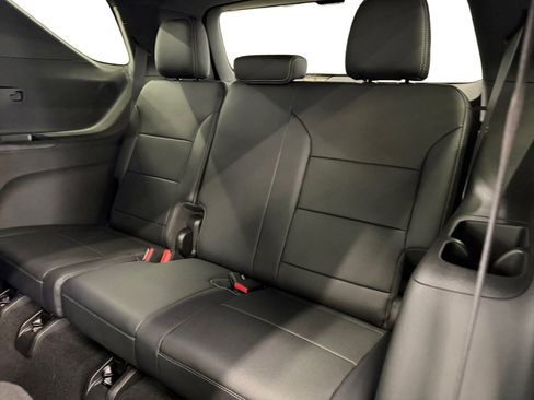 New 2026 Chevrolet Traverse LT AWD/4WD image 11