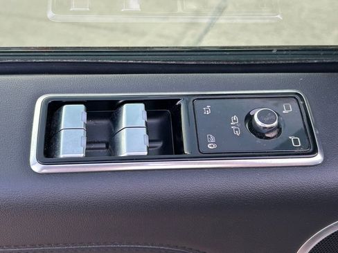 Used 2022 Land Rover Range Rover P525 Westminster Edition image 29