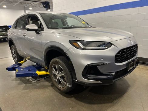 Used 2024 Honda HR-V EX-L image 2