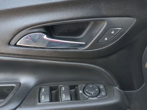 Used 2020 Chevrolet Equinox LT image 24