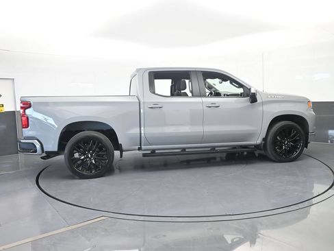Used 2024 Chevrolet Silverado 1500 LT RWD image 7