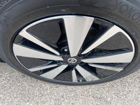 Used 2021 Nissan Altima 2.5 SV w/ SV Premium Package FWD image 39
