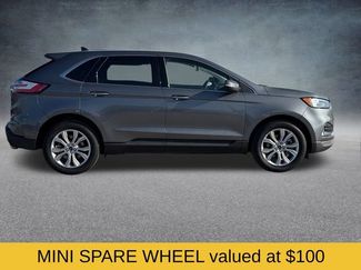 Used 2024 Ford Edge Titanium video 2
