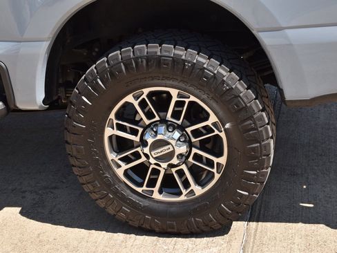 Used 2024 Ford F250 Limited w/ FX4 Off-Road Package image 10