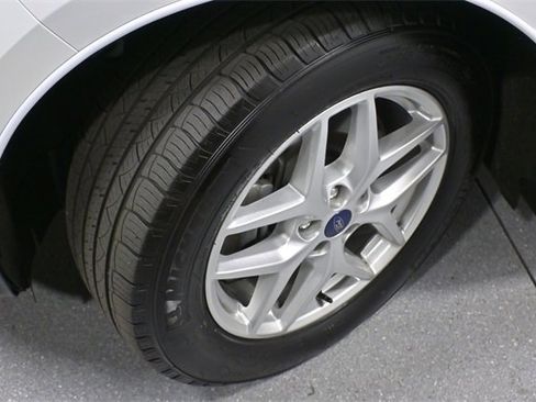 Used 2022 Ford Edge SEL w/ Convenience Package image 8