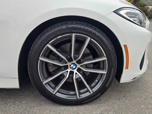 Used 2024 BMW 430i Convertible image 9