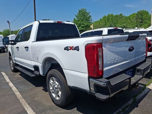 Used 2025 Ford F250 XLT AWD/4WD image 8