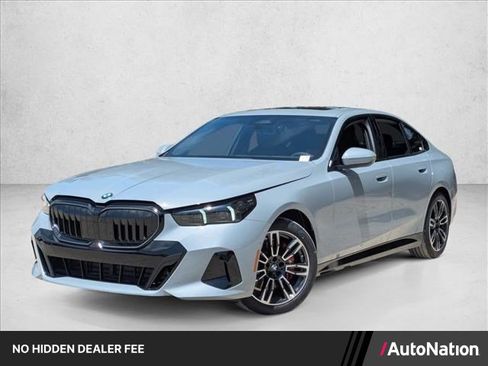 New 2027 BMW 530i xDrive w/ M Sport Package AWD/4WD image 1
