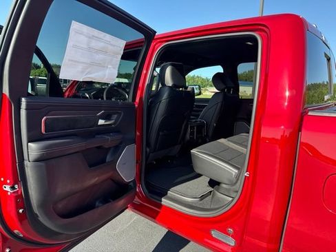 New 2026 RAM 1500 Laramie AWD/4WD image 37