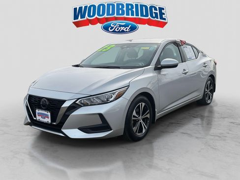 Used 2023 Nissan Sentra SV image 2