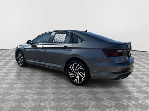 Used 2021 Volkswagen Jetta SEL Premium FWD image 4