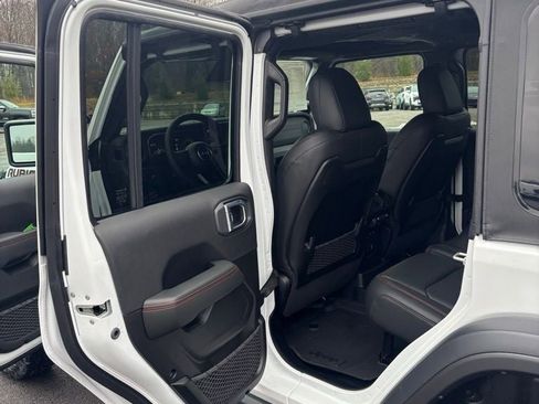 New 2026 Jeep Wrangler Unlimited Rubicon image 16
