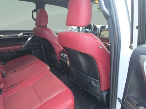 Used 2021 Lexus GX 460 Premium w/ Premium Package AWD/4WD image 30